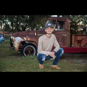 Meet your Posher, Trace